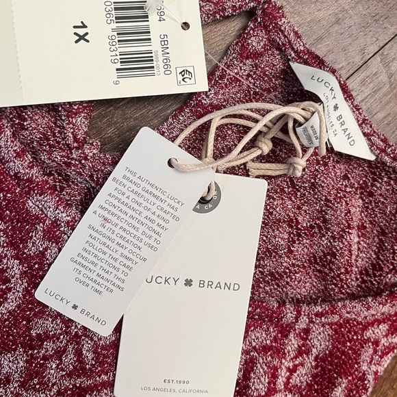 NWT lucky brand high low bell sleeve blouse top shirt women Sz 1X red white - Picture 4 of 10